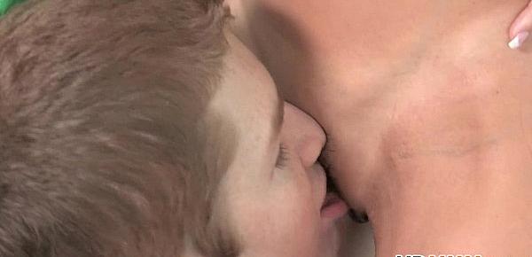  Stepmom Brandi Love in 3some with Madison Chandler